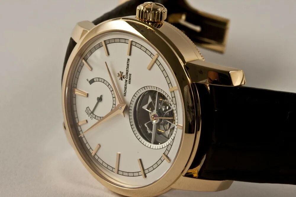 Продать vacheron constantin. Часы Vacheron Constantin 1415367. Модель traditionnelle 14 Day Tourbillon 89000/000r-9655. Vasheron Konstantin Day Tourbillon.