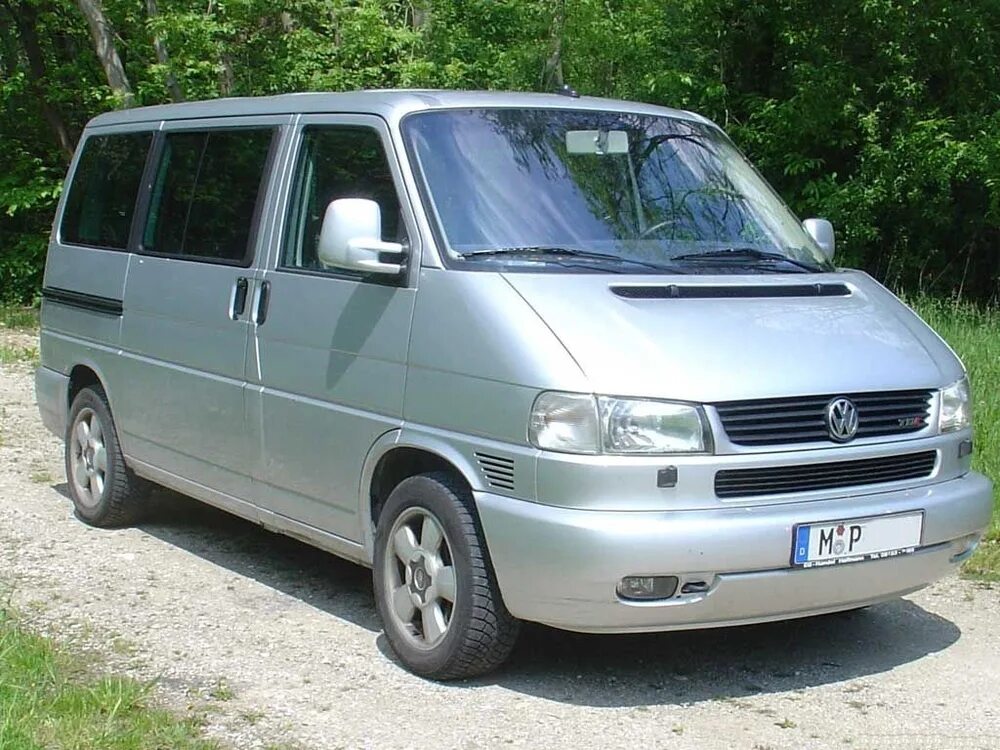 Продажа фольксваген т4. Фольксваген Транспортер т4. Volkswagen t4 2000—2003. Volkswagen t4 2000. Volkswagen Transporter t4 минивэн.