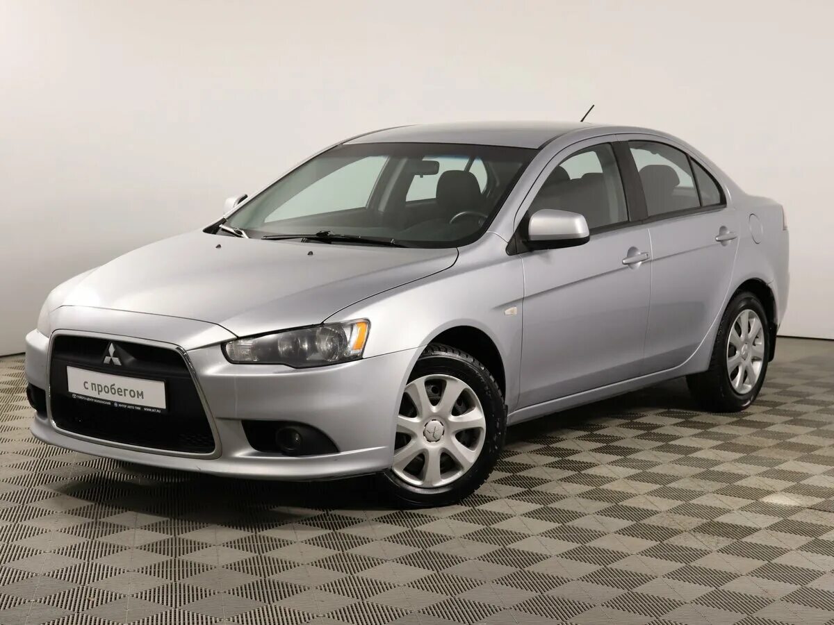 Mitsubishi lancer авито. Митсубиси Лансер 2013 Рестайлинг. Митсубиси Лансер x 2013. Mitsubishi Lancer 10 поколения. Седан Мицубиси Лансер 2013.