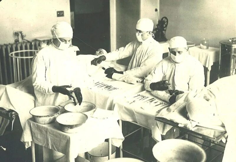 Врачи во время великой отечественной. Переливание крови в первую мировую. Госпиталь первой мировой войны. Хирургия в 1 мировую войну.