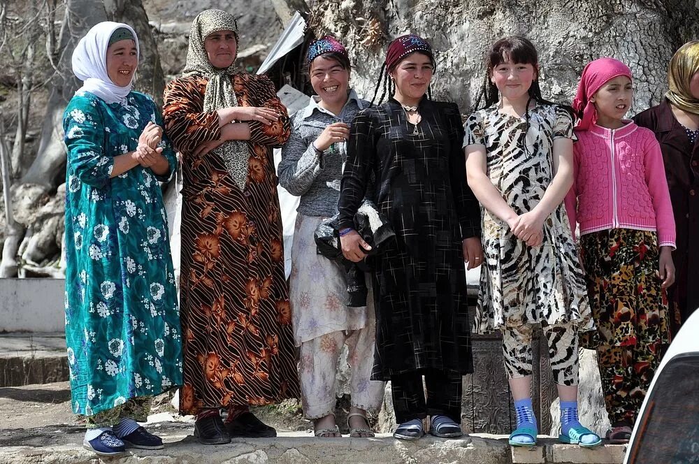 Пагода андарак. Самарканд ургут гус. самарканд ургут пагода. ургут чинур. самарканд ургут туман.