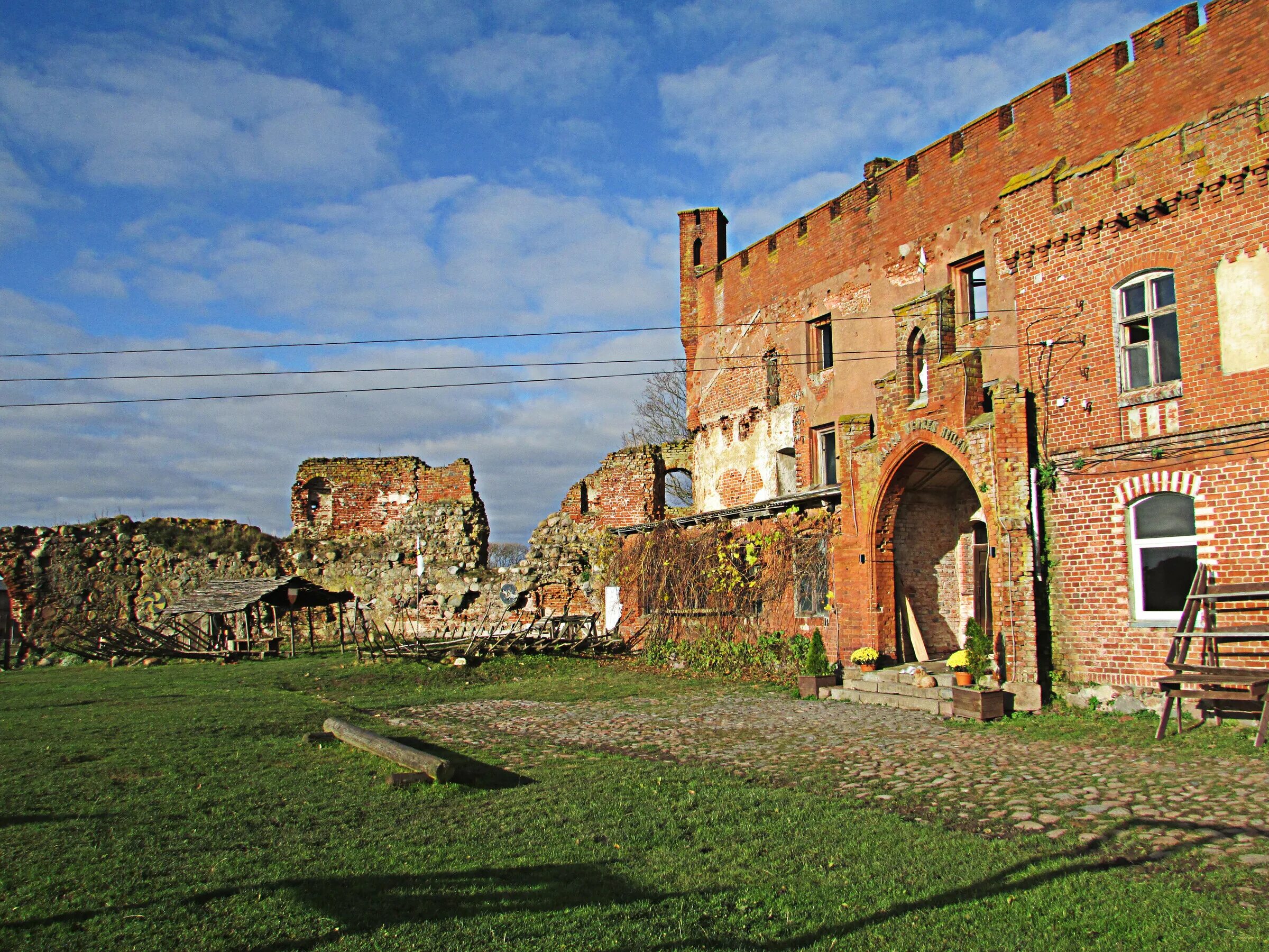 замок шаакен фото. кенигсберг замок шаакен. замок шаакен фото. шаакен дорф калининград. шаакен дорф калининград.