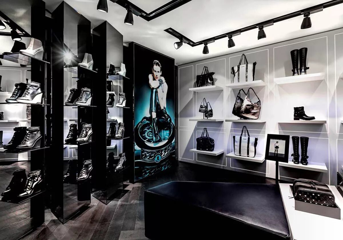 Karl Lagerfeld Boutique. Karl Lagerfeld магазин. Karl Lagerfeld Paris Store. Черно белые витрины