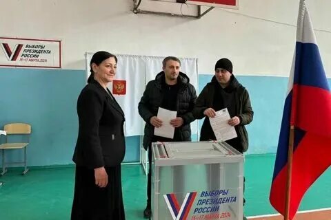 Голосование на выборах губернатора. Явка на президентских выборах в 2024 году. Явка на президентских выборах в 2024 году. Макет избирательного участка. Явка на президентских выборах в 2024 году.