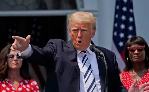 В каком году правил трамп в америке