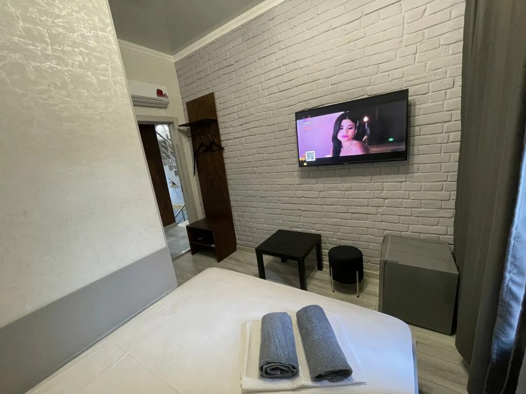 Резидент ростов. Отель на темерницкая 17. Темерницкая 17 resident hotel. Темерницкая 83. Резидент ростов.