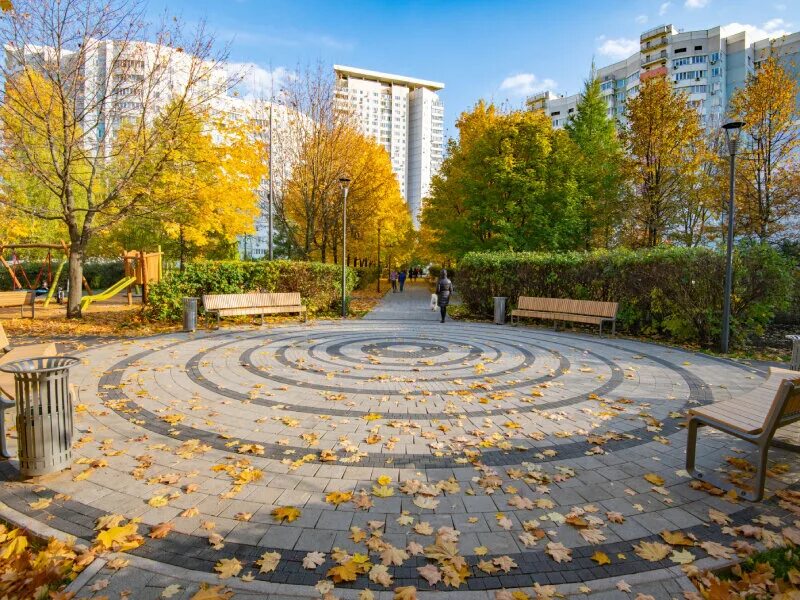 Парк летчиков испытателей в тропарево никулино на карте. Парк школьников в тропарево-никулино. Сквер летчика. Парк летчиков москва. Парк летчиков испытателей.