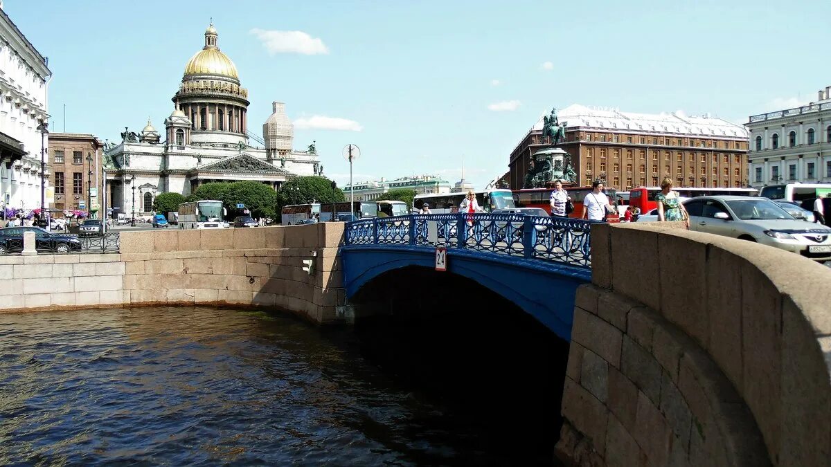 Исаакиевский собор мост. Синий мост через мойку. Синий мост сейчас. Синий мост сейчас. Абакан синий мост.
