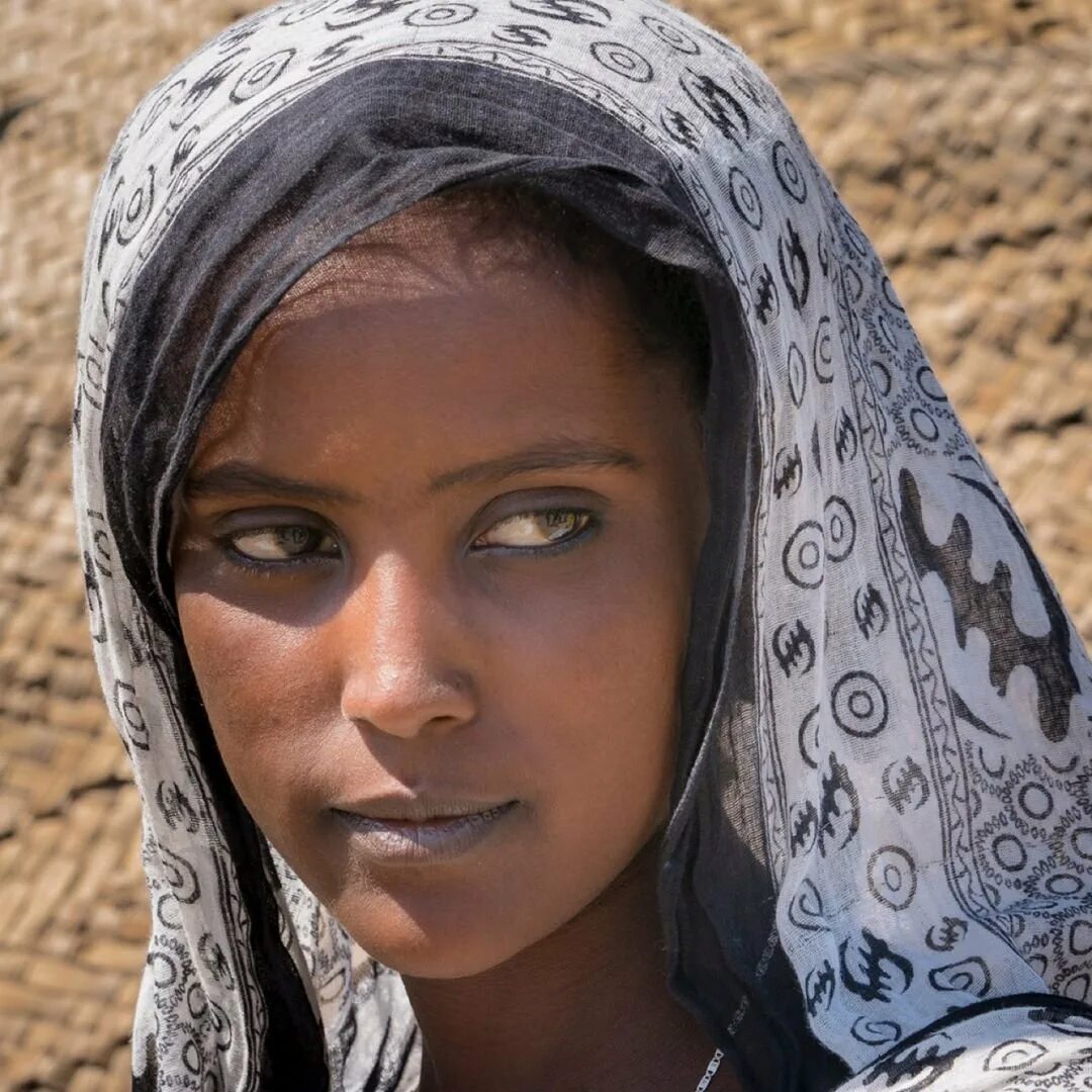 Эритрейцы кто это. Амхара Эфиопия. Восточноафриканская (эфиопская) раса. Амхара семиты. Эфиопская женщины Амхара.