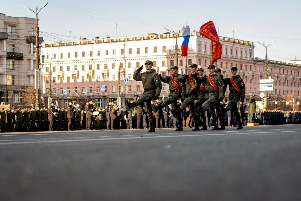 Репетиция парада Челябинск. Парад на площади революции Челябинск. День Победы парад. 9 Мая парад Победы.