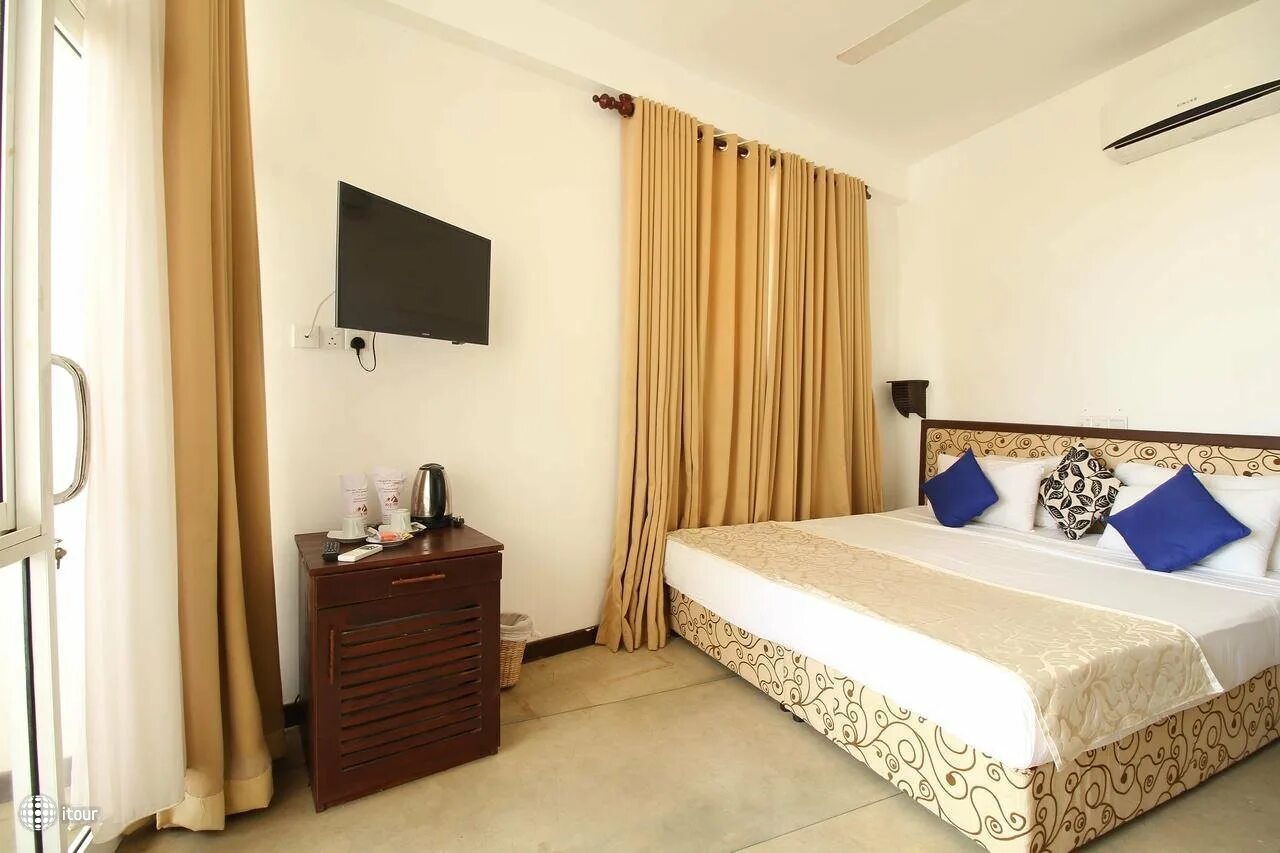 Hotel rock fort шри ланка. Rock fort hotel spa 4 unawatuna. Rock fort hotel spa unawatuna. Rock fort hotel spa 4. Rock fort hotel & spa 3*.