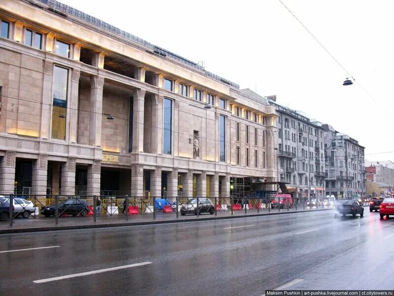 Галерея лиговский просп 30 санкт петербург фото. Галерея на Лиговском проспекте. ТРЦ галерея вид с Лиговского проспекта.