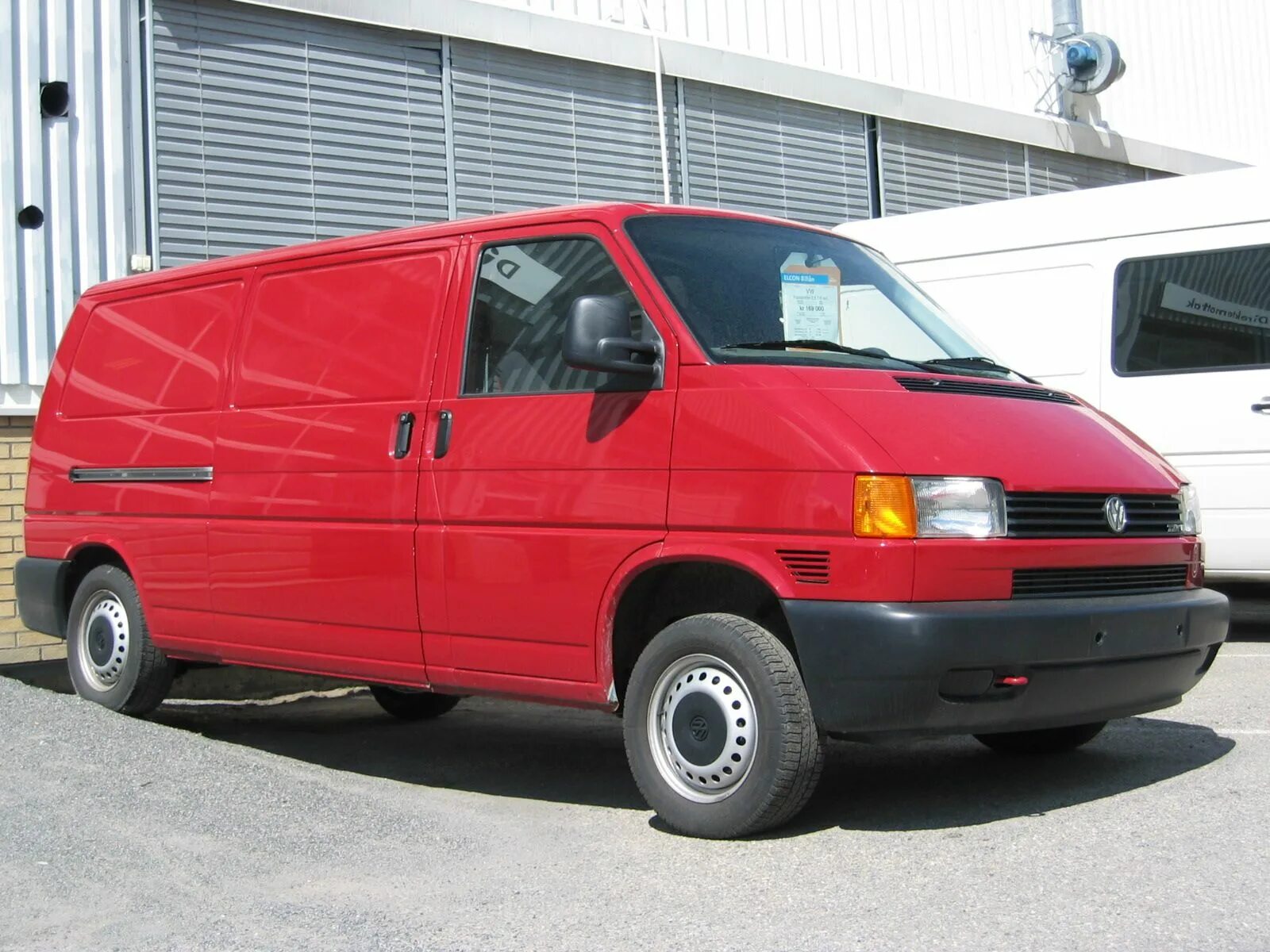 Т 4 фольц. Фольцваген транспортёр т4. volkswagen t4 транспортер. т-4 фольксваген-т4. фольксваген транспортер т4 1990.