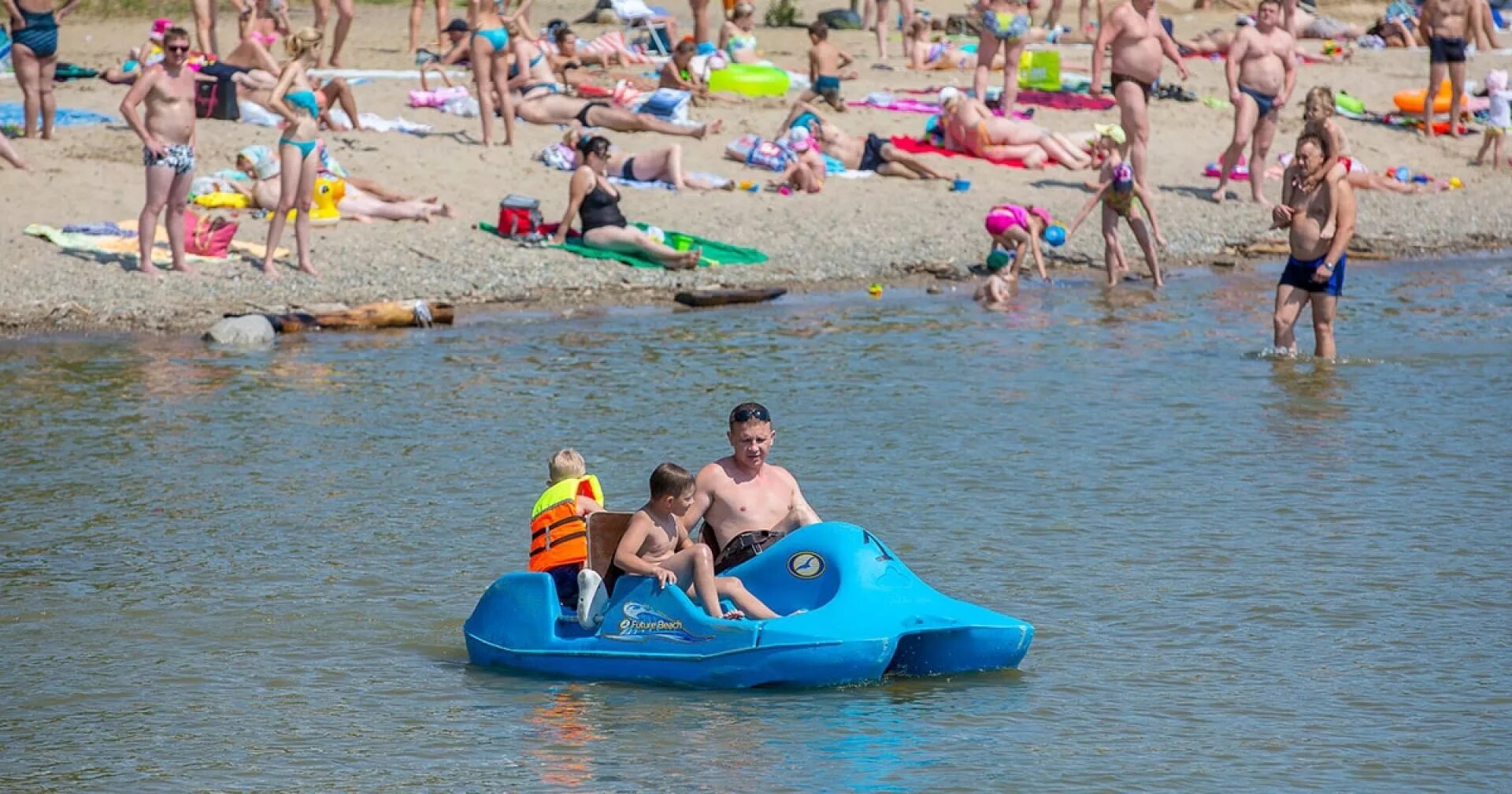 Бассейн для детей и взрослых. Где можно отдохнуть в новосибирске с детьми. Аттракционы в новосибирске для детей. Аквамарин аквапарк новосибирск. Аквапарк акула каракула в измайловском парке.