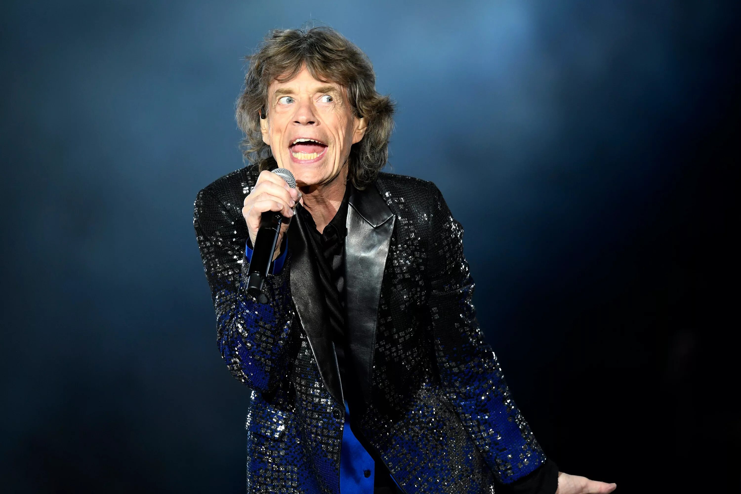 Mick Jagger. Мик Джаггер Роллинг стоунз. Мик Джаггер 2020. Солист Роллинг стоунз Джаггер. Мик джаггер слушать