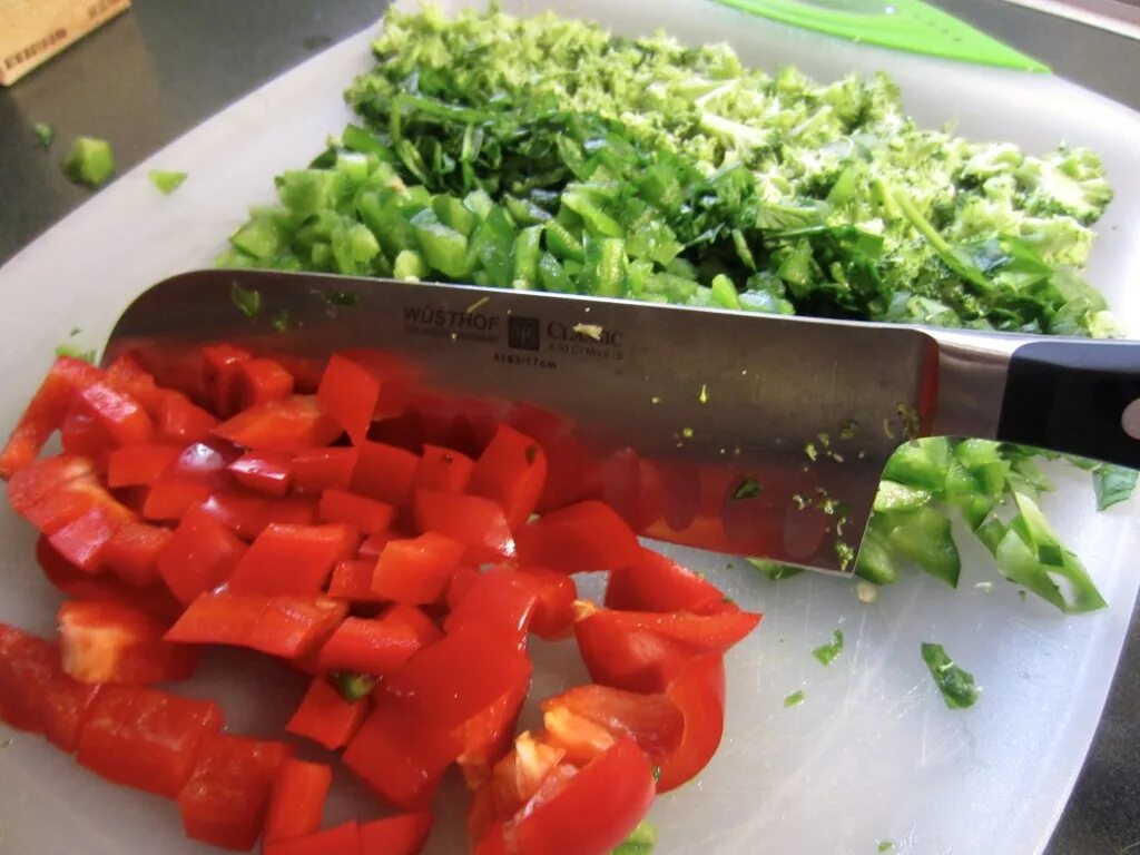 Chop vegetables. Vegetable Chopper капуста. Chopping Vegetables. Chopped Veggies.