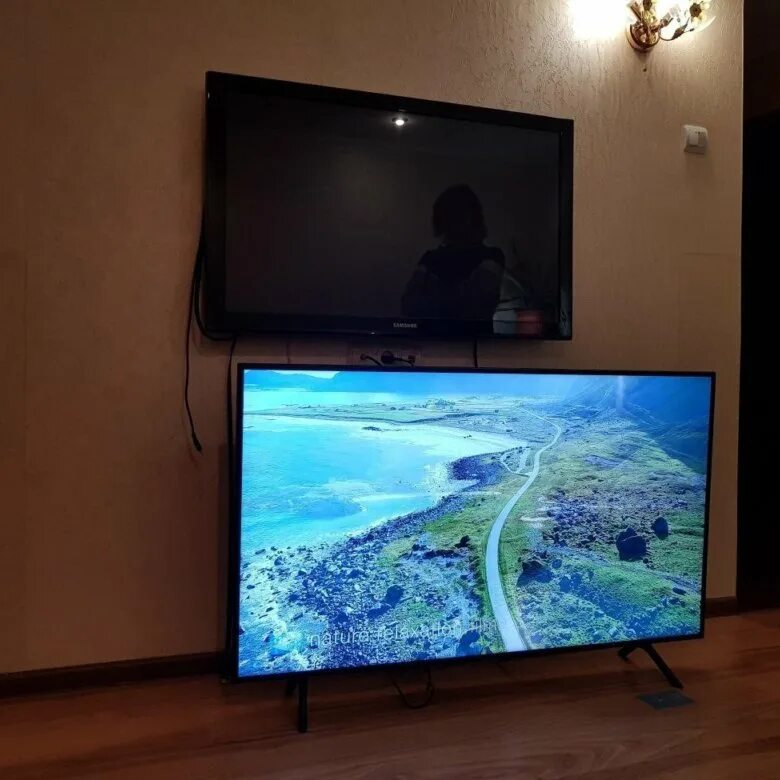 Телевизор 49 см. Samsung ue43nu7090. Samsung ue49nu7170. Телевизор Samsung ue50tu7090uxru.