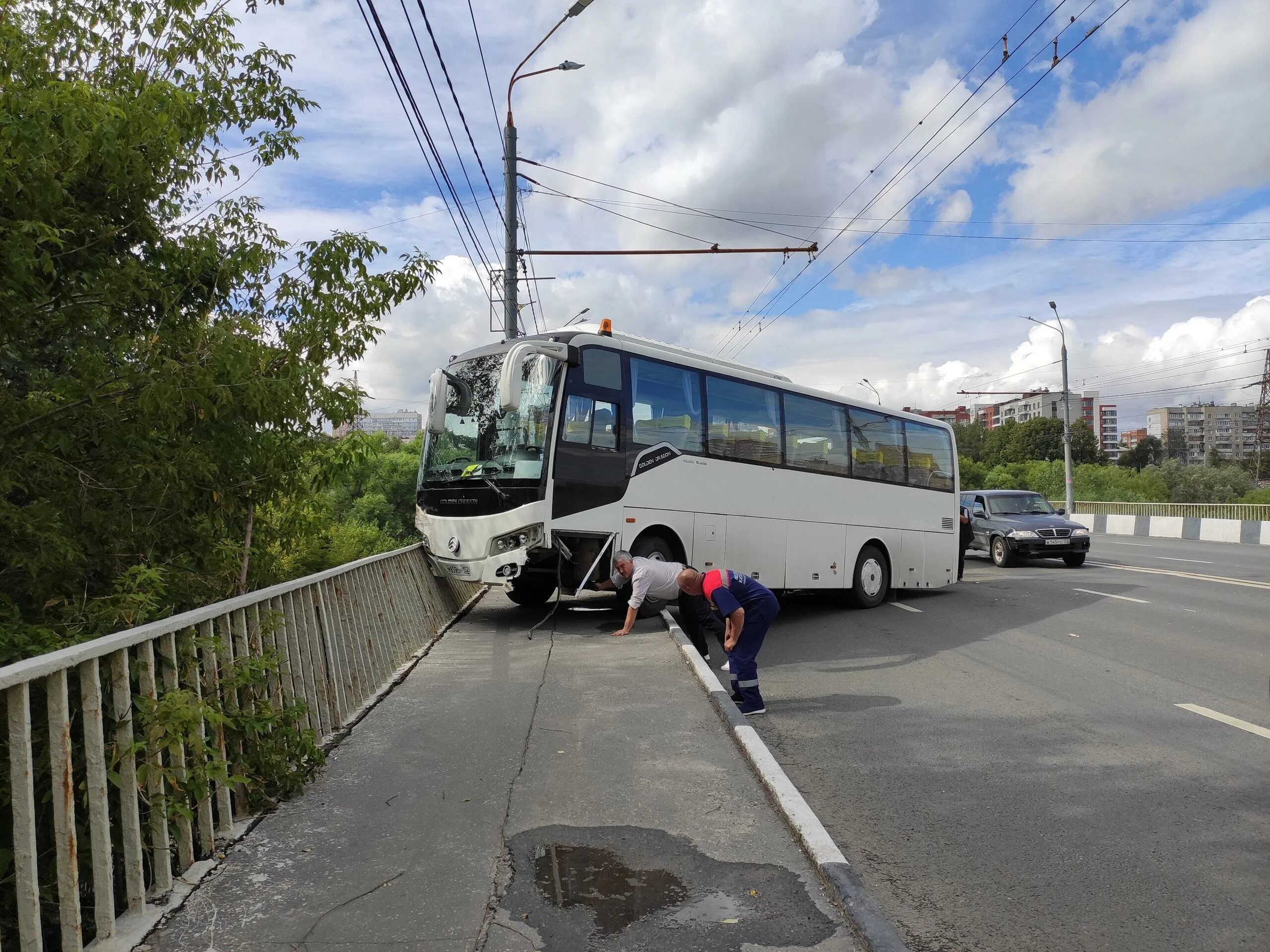 Ванеева 211 автобусы