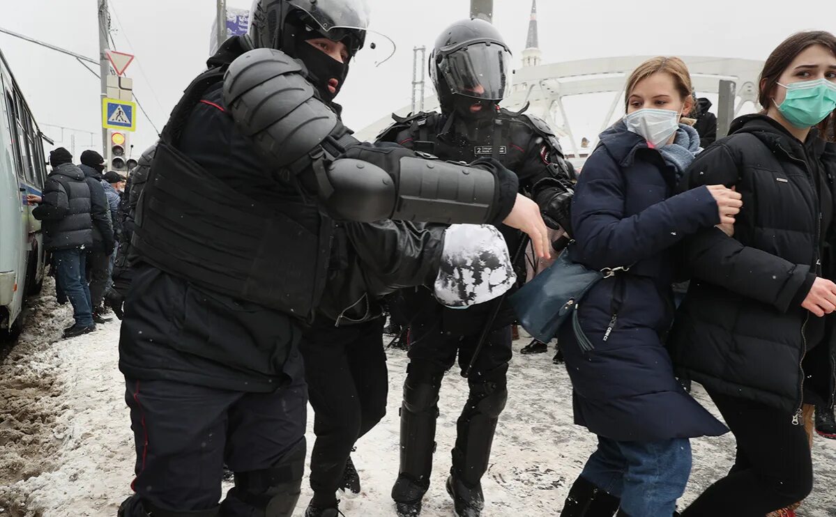 Протесты в России. Протесты в России 31 января. Фотографии протестов в России в 2021.