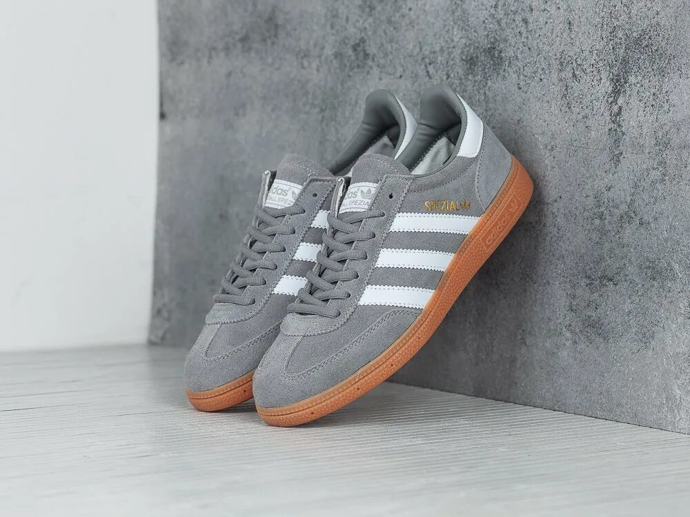 Adidas Spezial серые. Кроссовки adidas Spezial. Кеды adidas Spezial. Кроссовки adidas Spezial серые.