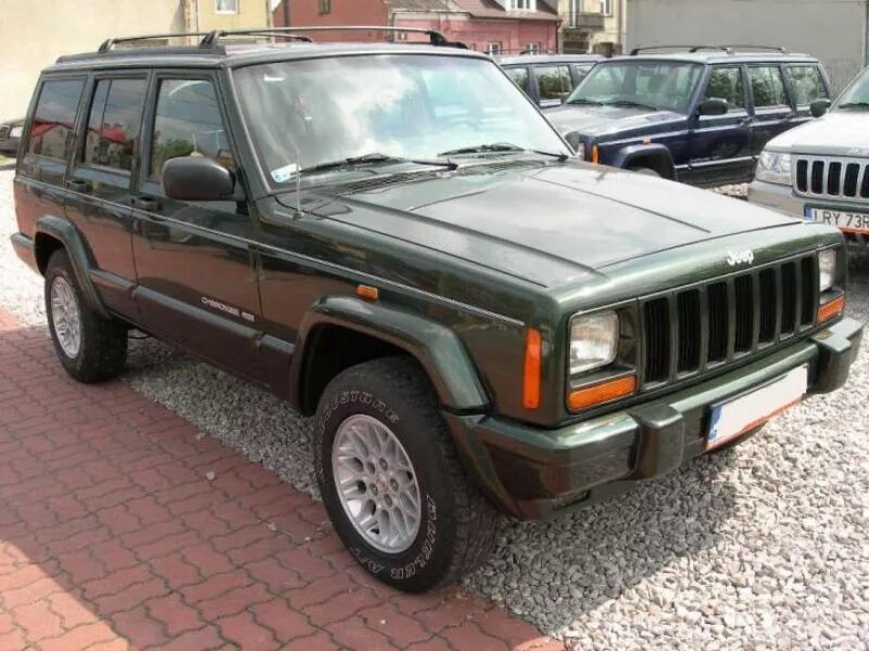 Jeep Grand Cherokee 1993 - 98. Jeep Cherokee 1993 года выпуска. Джип Чероки кирпич. Джип Гранд Чероки кирпич. Купить чероки с пробегом на авито