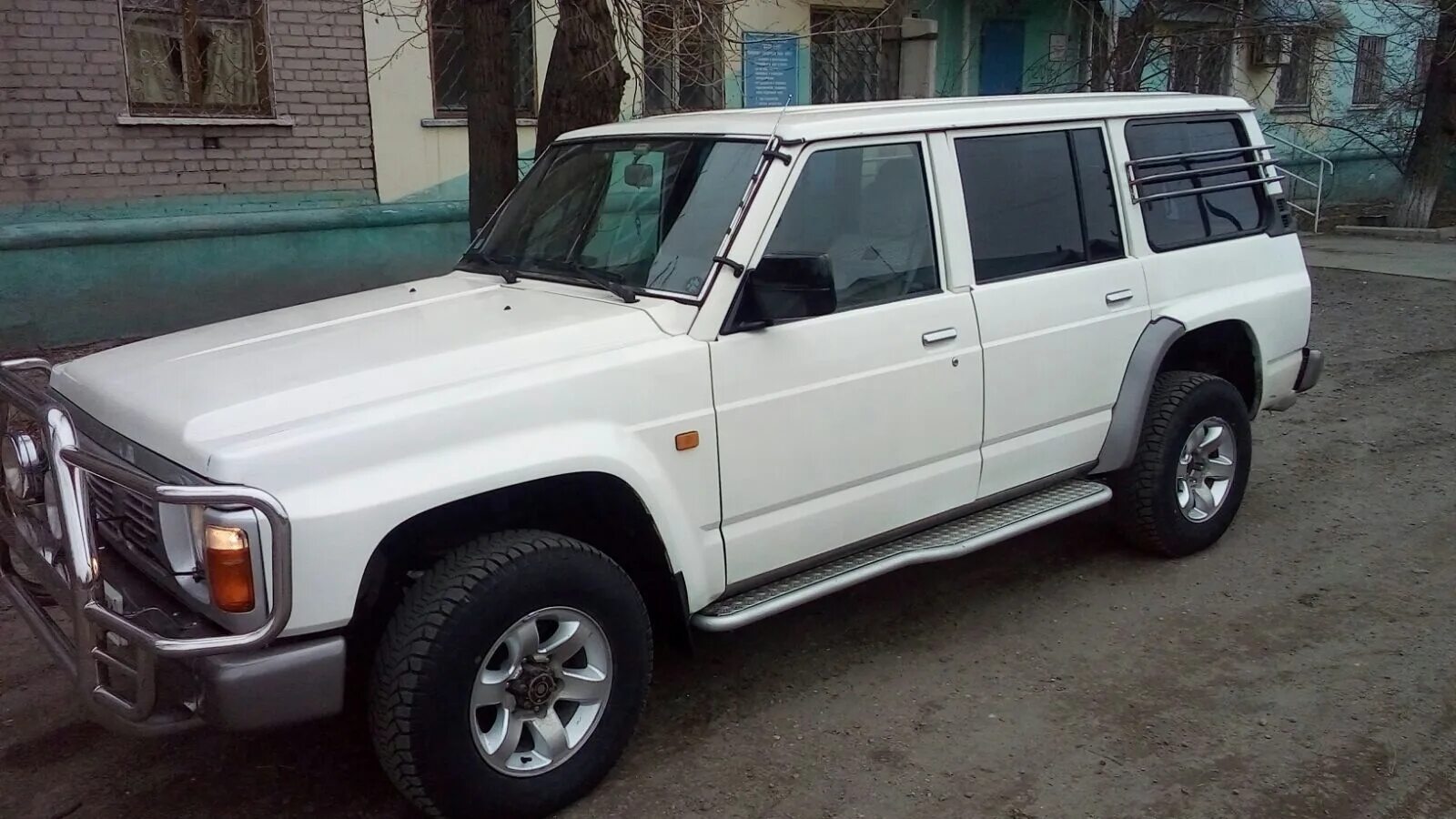 Nissan patrol 2013. Nissan patrol на авито. Патрол 61. Ниссан патрол 2013 года. Nissan patrol 1993.
