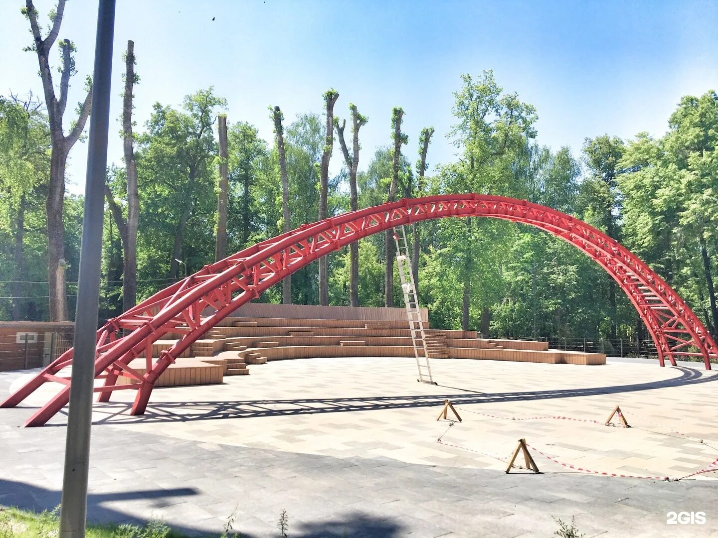 Вечный огонь зеленодольск. Достопримечательности зеленодольска татарстан. Дк родина зеленодольск. Город зеленодольск парк победы. Скейт парк березовая роща зеленодольск.