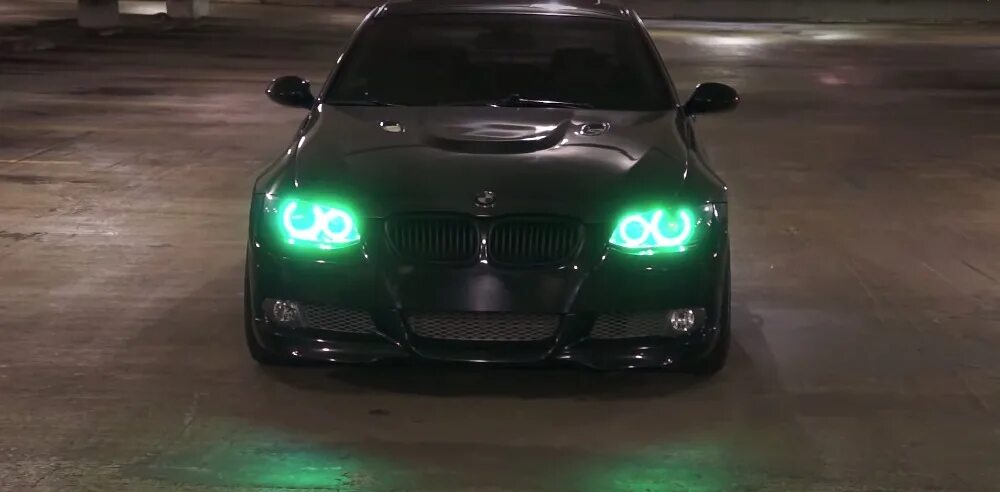 Фары в темноте видео. BMW e60 h8 led. Led маркеры для BMW e90. BMW e60 светодиод в Дальний. BMW e87 ангельские глазки.