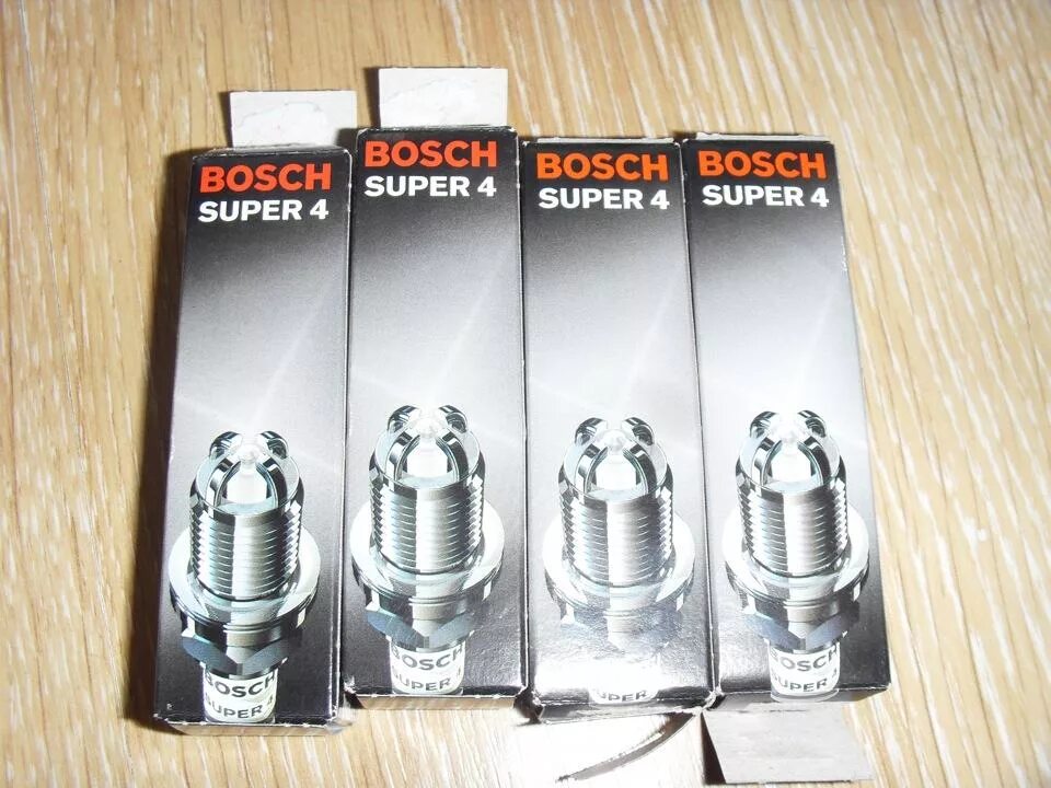 Bosch super 4. Bosch fr78x свеча зажигания. Bosch 0 242 232 802. Свеча зажигания Bosch fr78x super 4шт. Bosch 0 242 232 802 свечи зажигания комплект 4шт.