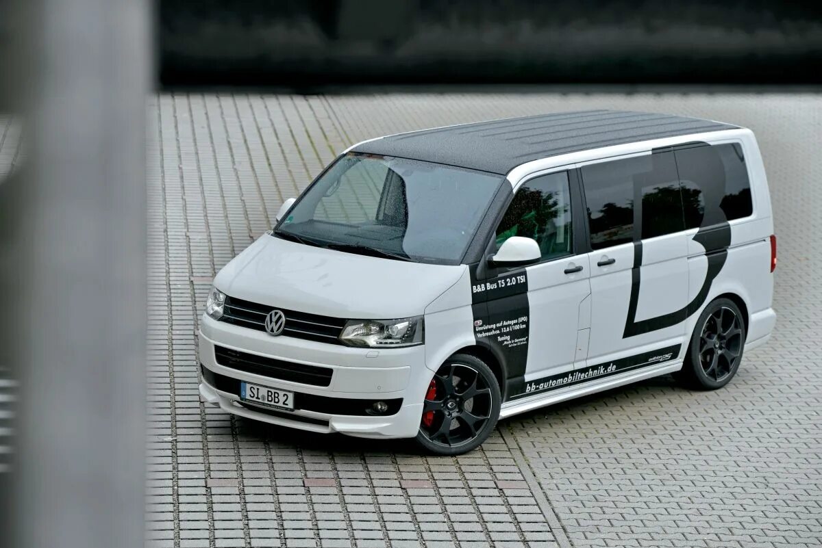 Vw t5 20zoll. фольксваген транспортер т5 с высокой крышей. Transporter t5 двухцветный. фольсфаген транспортёр т5. Vw transporter t5.