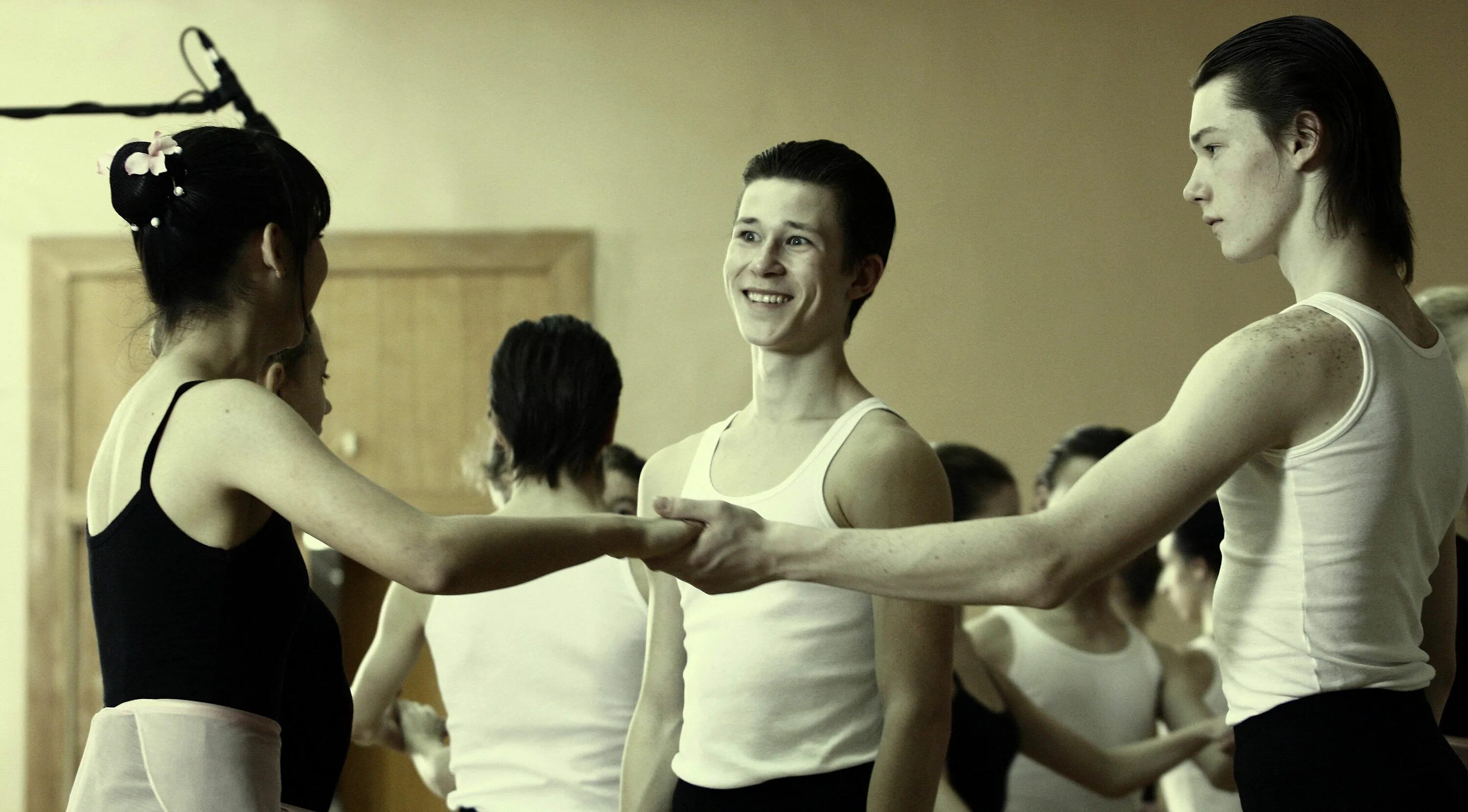 Мой папа барышников кадры. Мой папа - барышников (2011). Школа 962 барышников. Мой папа барышников содержание. Мой папа барышников содержание.