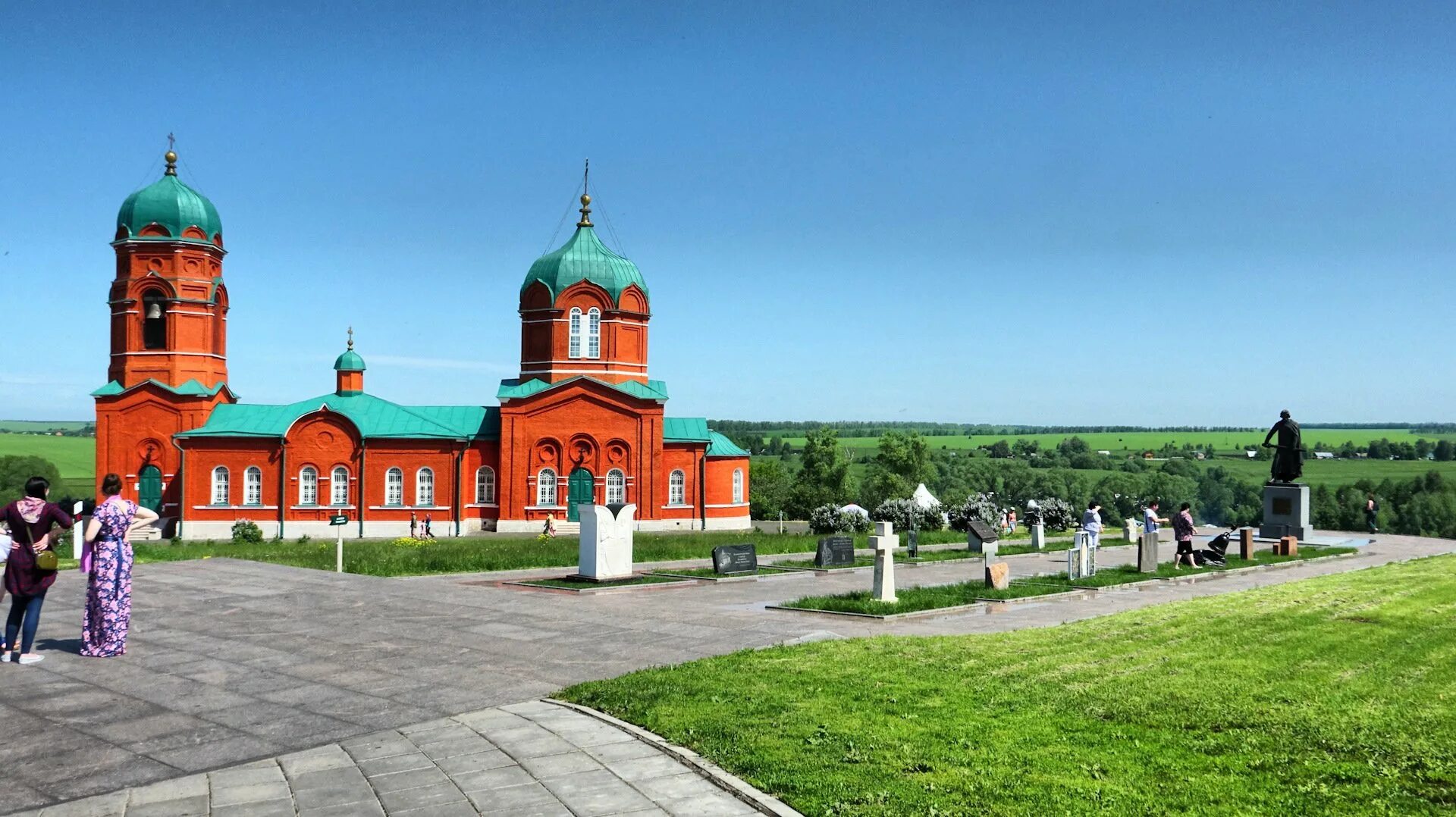 Фото музея куликово поле. Монастырщина Куликово поле. Куликово поле музей-заповедник. Куликово поле Тула. Тульский музей заповедник Куликово поле.