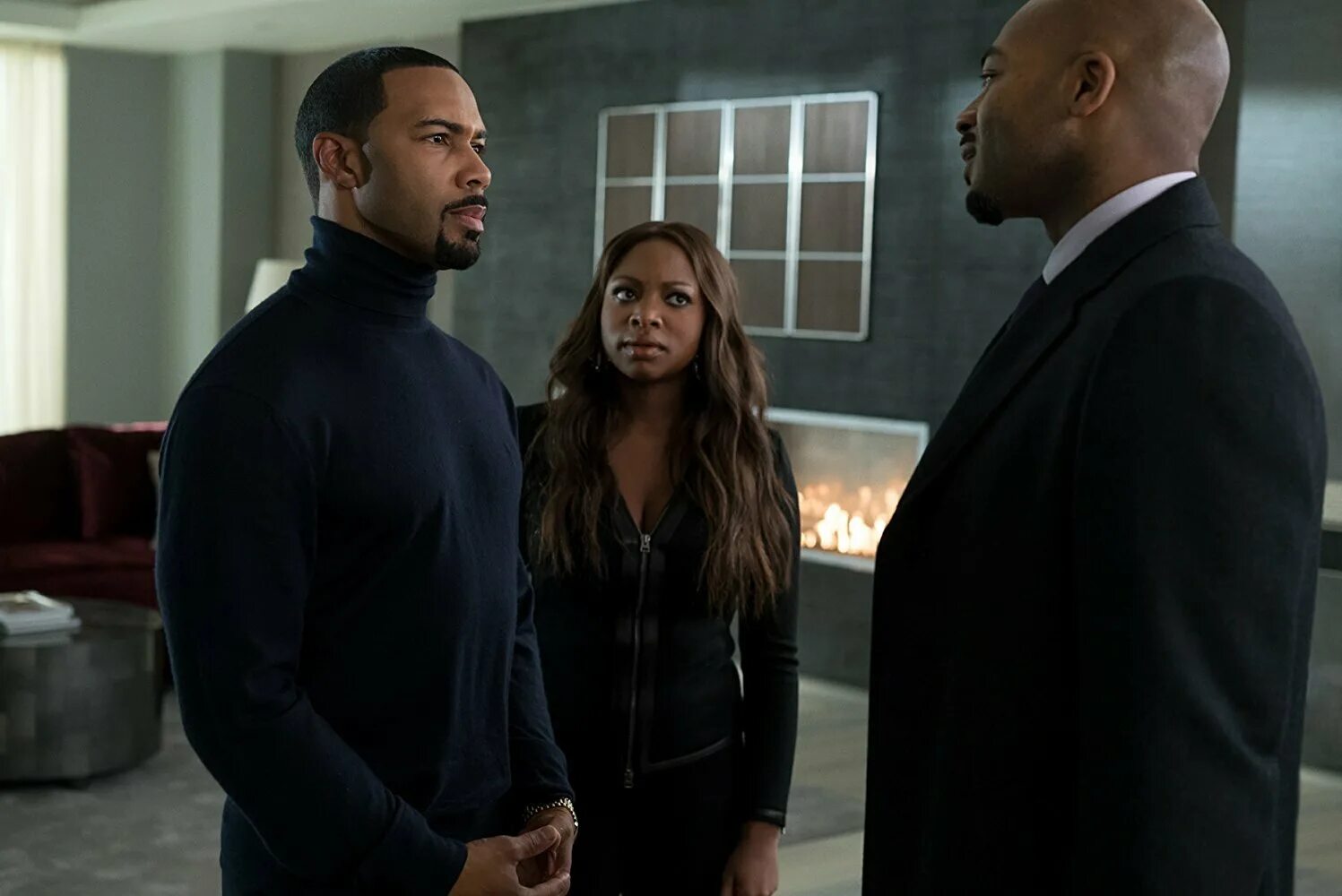 Власть в ночном городе даты выхода. Люси уолтерс власть в ночном городе. Сериал власть в ночном городе призрак 2020. Власть в ночном городе книга четвёртая сила сериал 2022. Власть в ночном городе даты выхода.