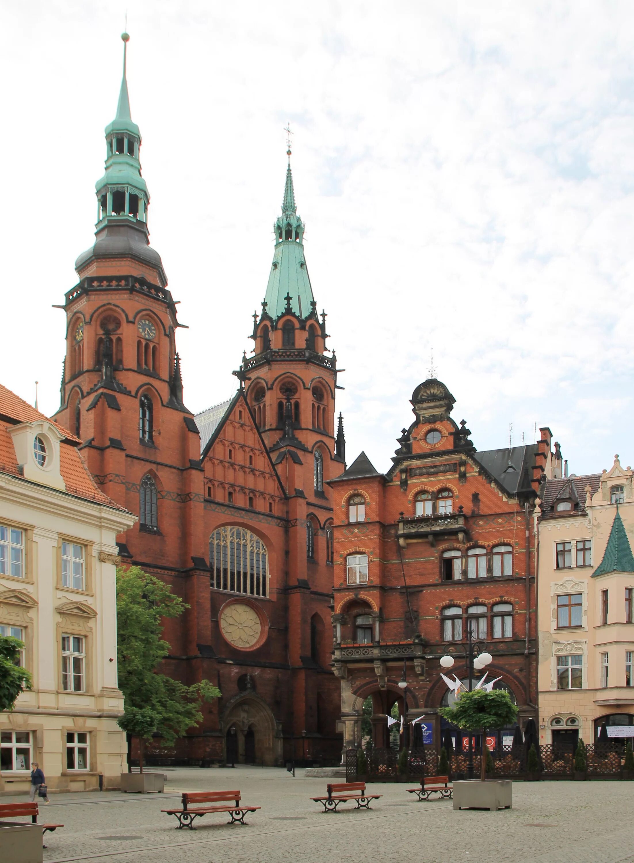 легница. польша город легница улица хойновская. легница польша.