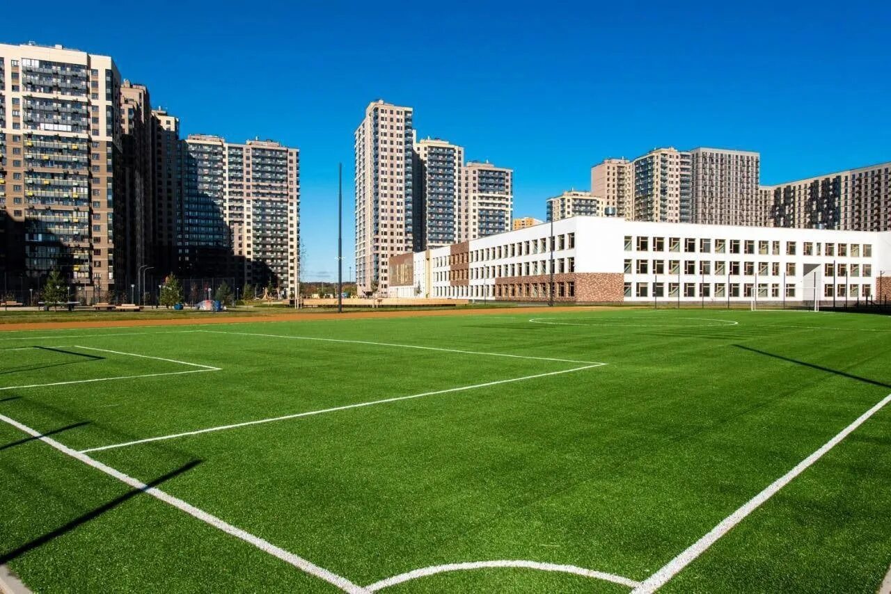 Школа вершина путилково. Школа вершина в большом путилково. Школа 10 красногорск. Новая школа в большом путилково. Школа вершина путилково официальный сайт.