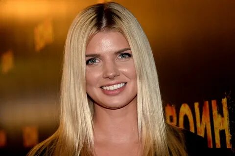 Ikki ayol bilan jinsiy aloqada bolgan erkak