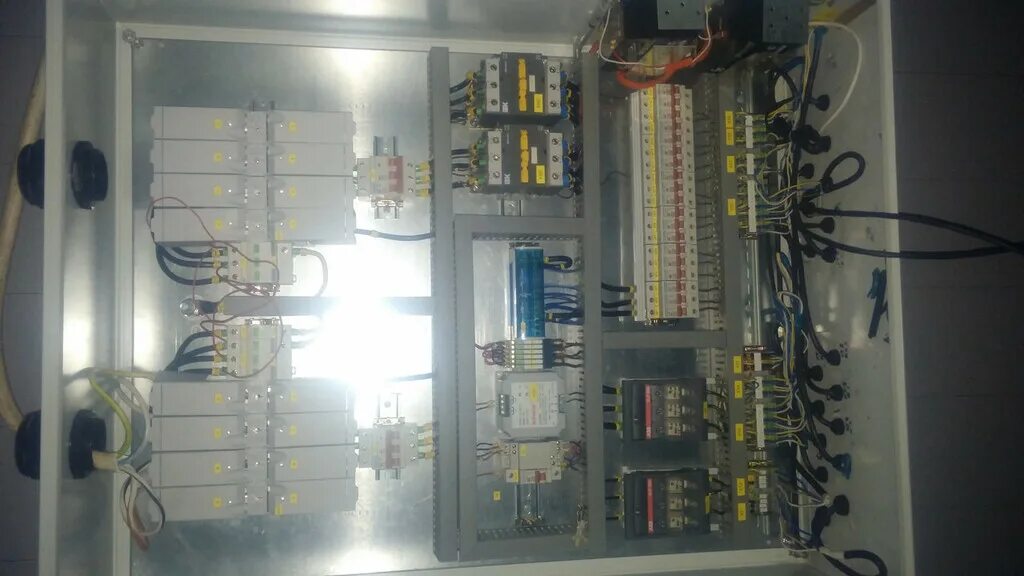 Авр-63-2 (63а) -. Электронно-механический авр (электронный авр ats-1601). Авр-63-2 (63а) -. Elemy. Авр (100а) iek.