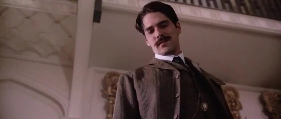 Камень от костра обожженный. Обожженный огнем песок. Горящие пи. I ve burned. Поленья огонь.