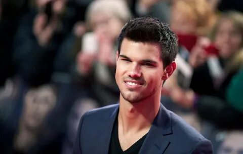 Taylor lautner net worth