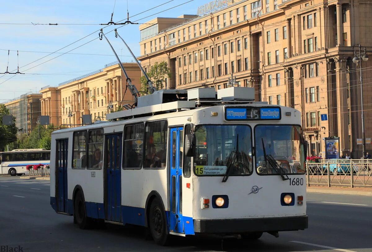 Сколько троллейбусных