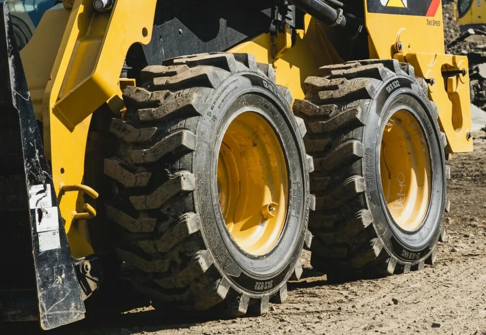 сельхозшина 9. покрышки спецтехника. Roadbib michelin. 00-8 для вилочных погрузчиков. Michelin сельхозшина.