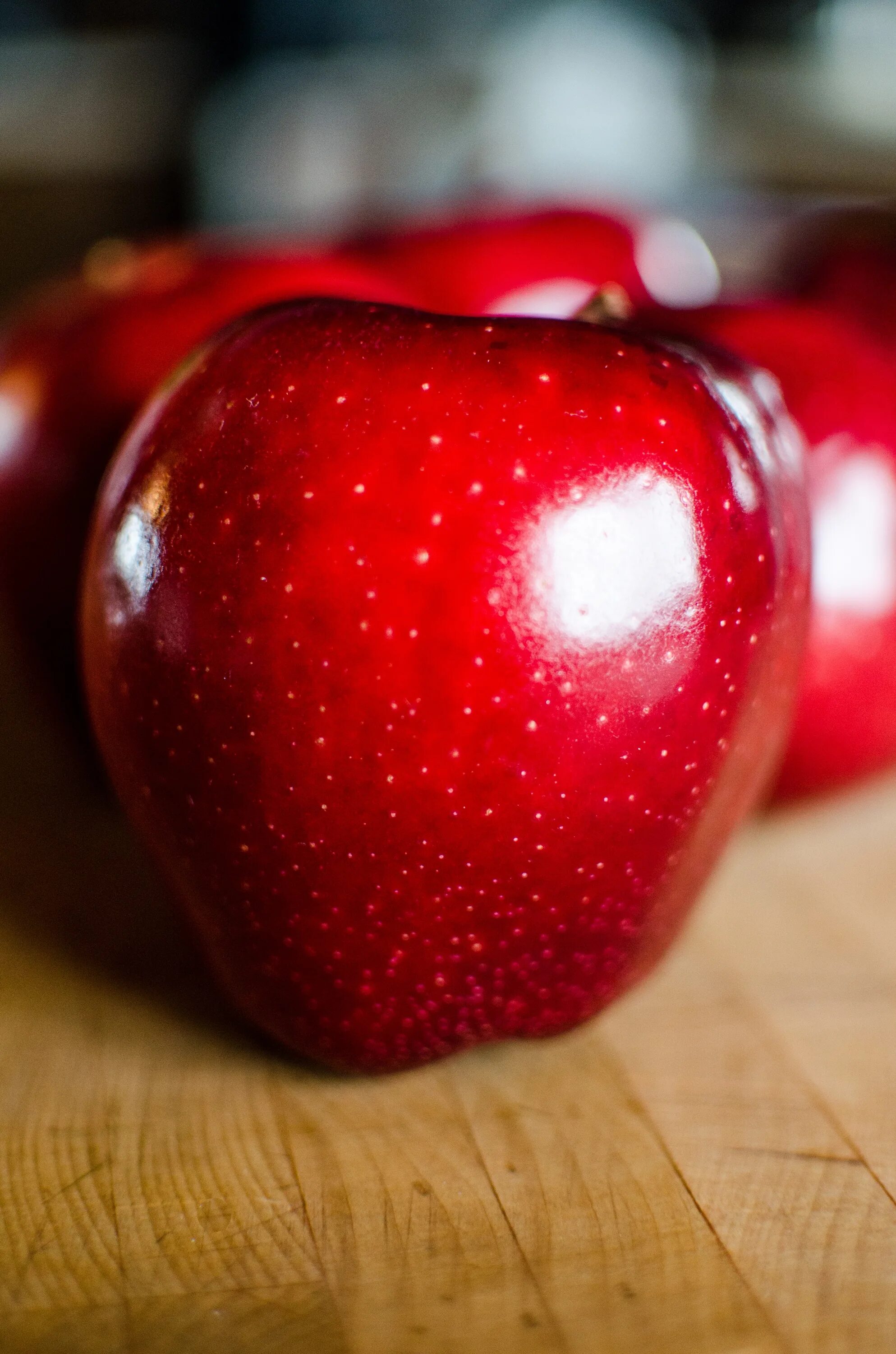 Яблоко. Красивые яблоки. Красивое красное яблоко. Сочное яблоко. Сладкое сочное яблоко