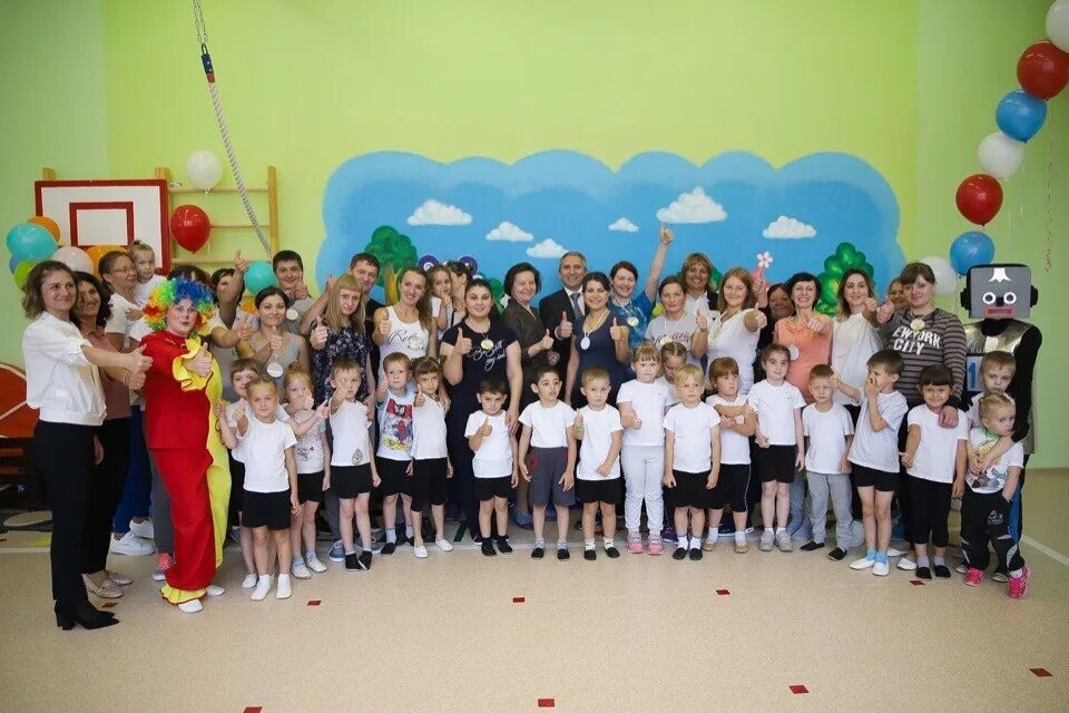 Садик солнышко нижневартовск. Садик северяночка нижневартовск. Росинка нижневартовск детский сад. Садик росинка нижневартовск. Детский салик ромашка нижневартовс.