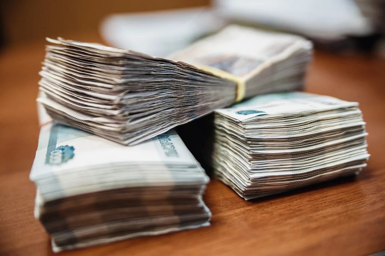 На общую сумму 50 млн. 10 млн рублей фото. присвоение денег картинки. 13 миллионов рублей. фото 16 млн рублей.