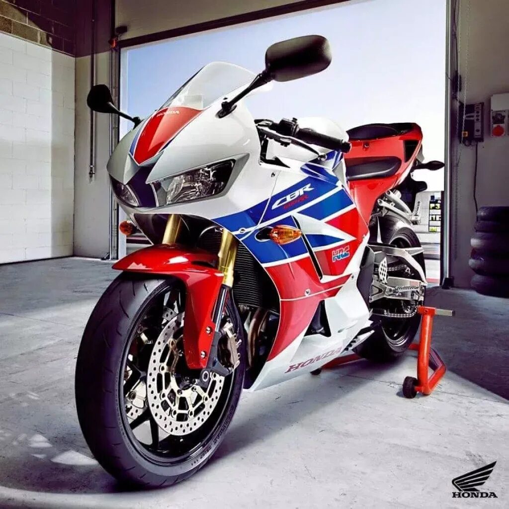 Honda sbr. Honda cbr600rr. Honda CBR 600. Мотоцикл Honda CBR 600. Хонда СБР 600рр.