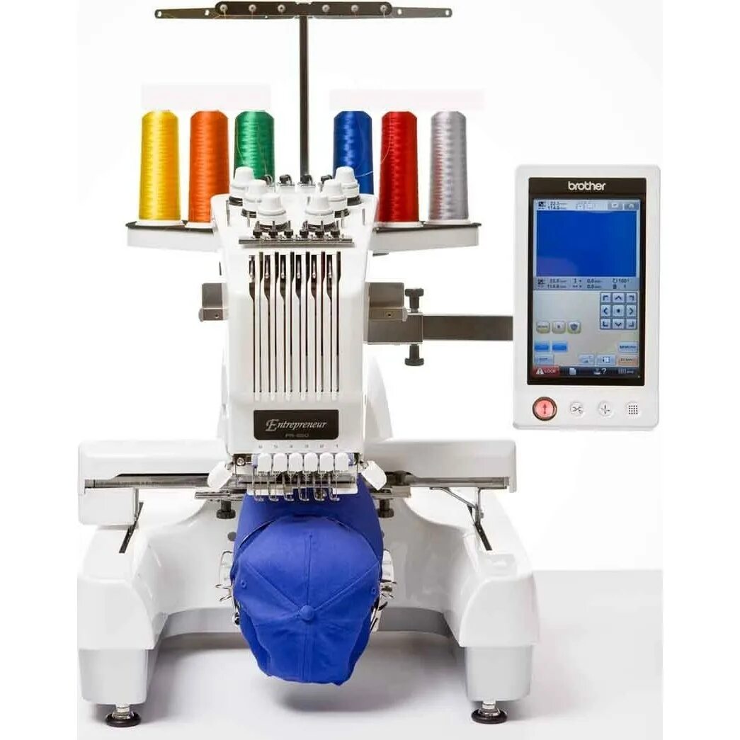 Вышивальная. Вышивальная машина для шевронов. Машинная вышивка нашивки. Вышивальная машина brother pr-650. Швейная машинка для шевронов.