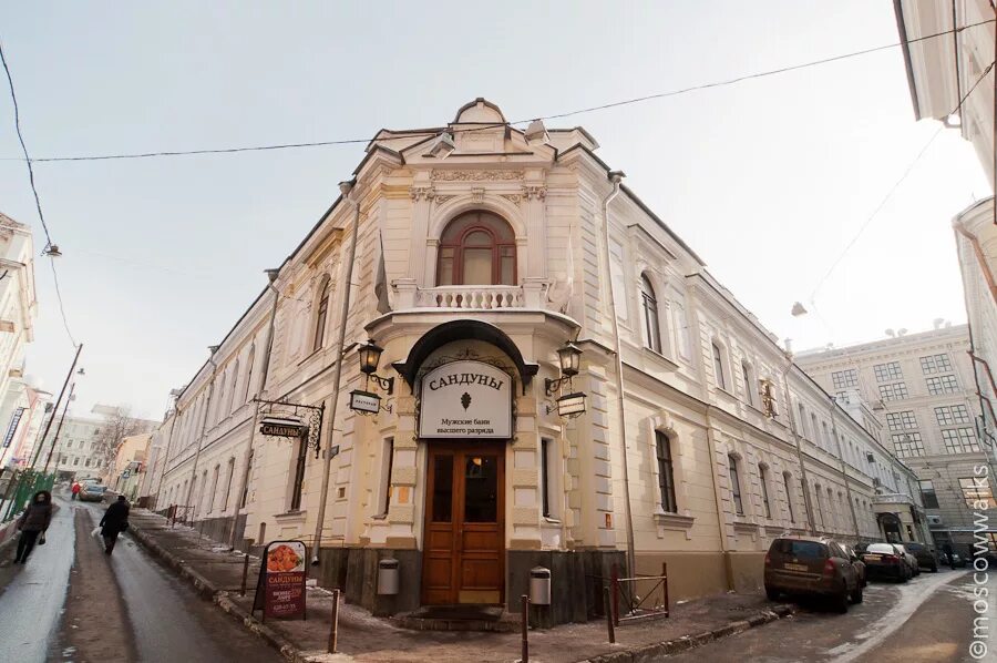 сандуновские бани москва. утренняя очередь в сандуновские бани. сандуновские бани пермь. сандуновские бани фасад. 4.