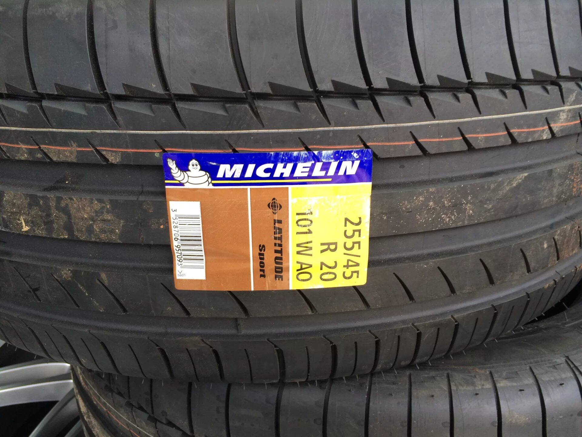 Michelin Latitude Sport 255/45 r20. Michelin Latitude Sport 1. Michelin Latitude Sport 3. Michelin latitude sport r20