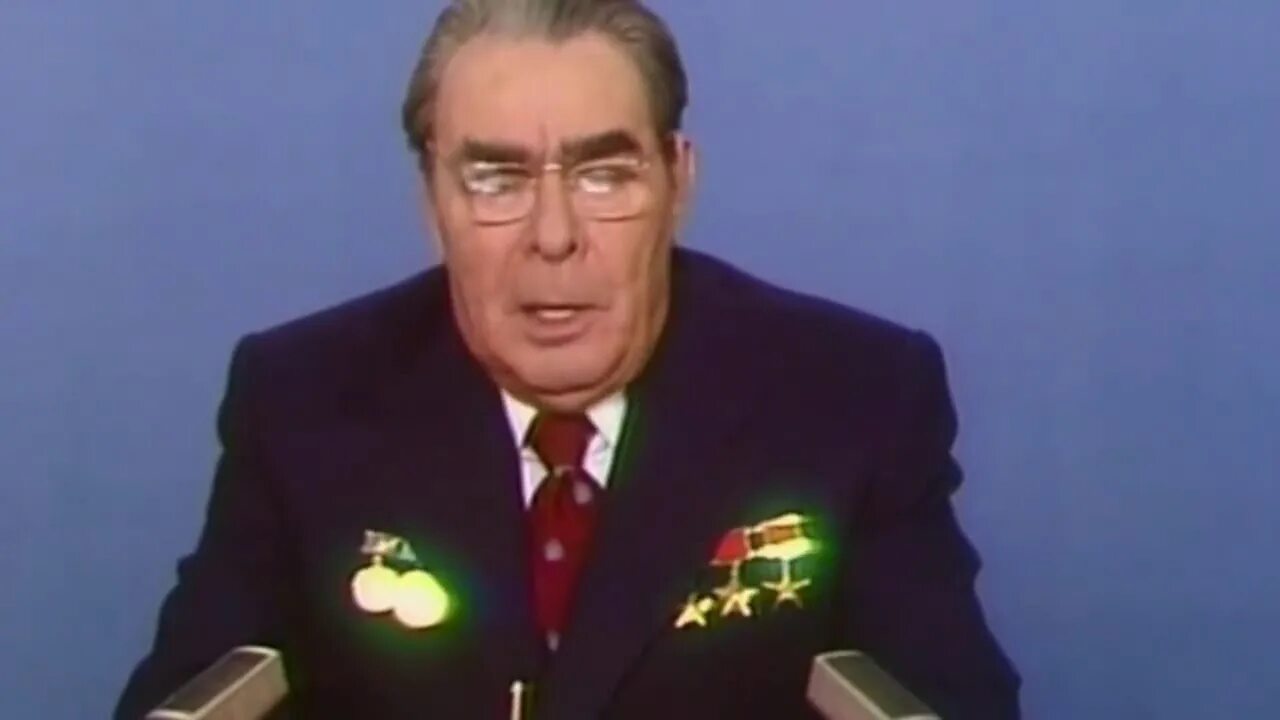 Алекс брежнев. Алекс брежнев америка наизнанку. Алекс брежнев 2025. Алекс брежнев америка наизнанку жена. Алекс брежнев 2025.