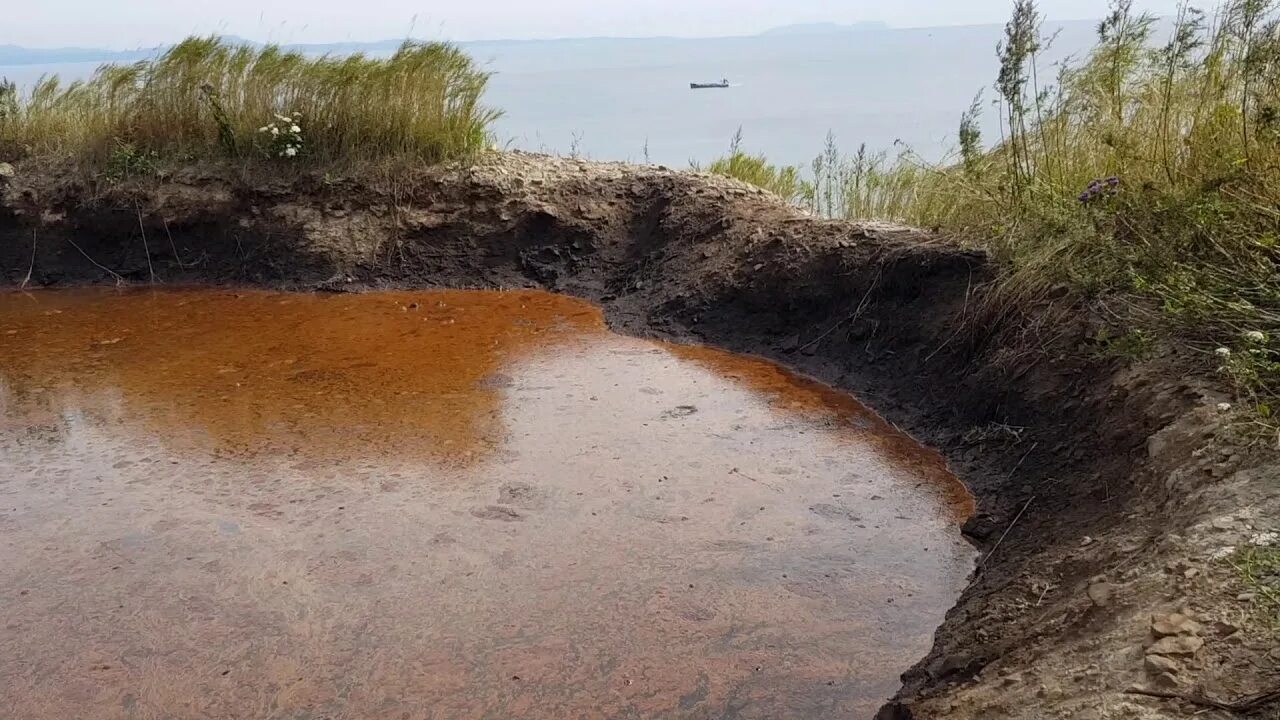 Мазутное озеро